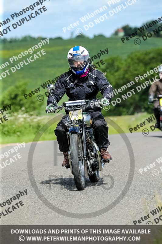 Vintage motorcycle club;eventdigitalimages;no limits trackdays;peter wileman photography;vintage motocycles;vmcc banbury run photographs